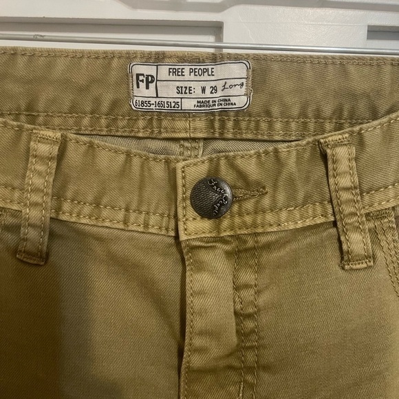 Free People Tan Pants Skinny size 29 Long Khaki Jeans - Picture 4 of 4